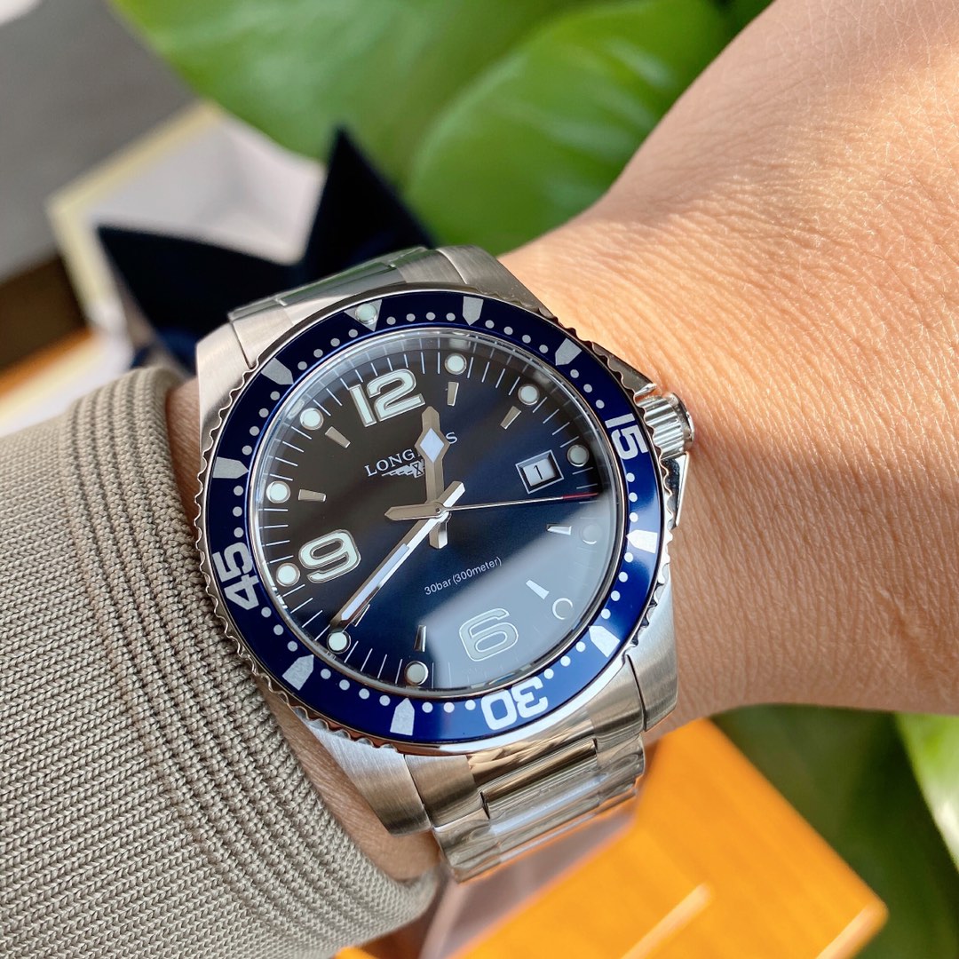 longines 時計 アンティーク偽物 紳士 ハンサム ハイドロコンケスト 防水 ウォッチ 腕時計 ブラック_3
