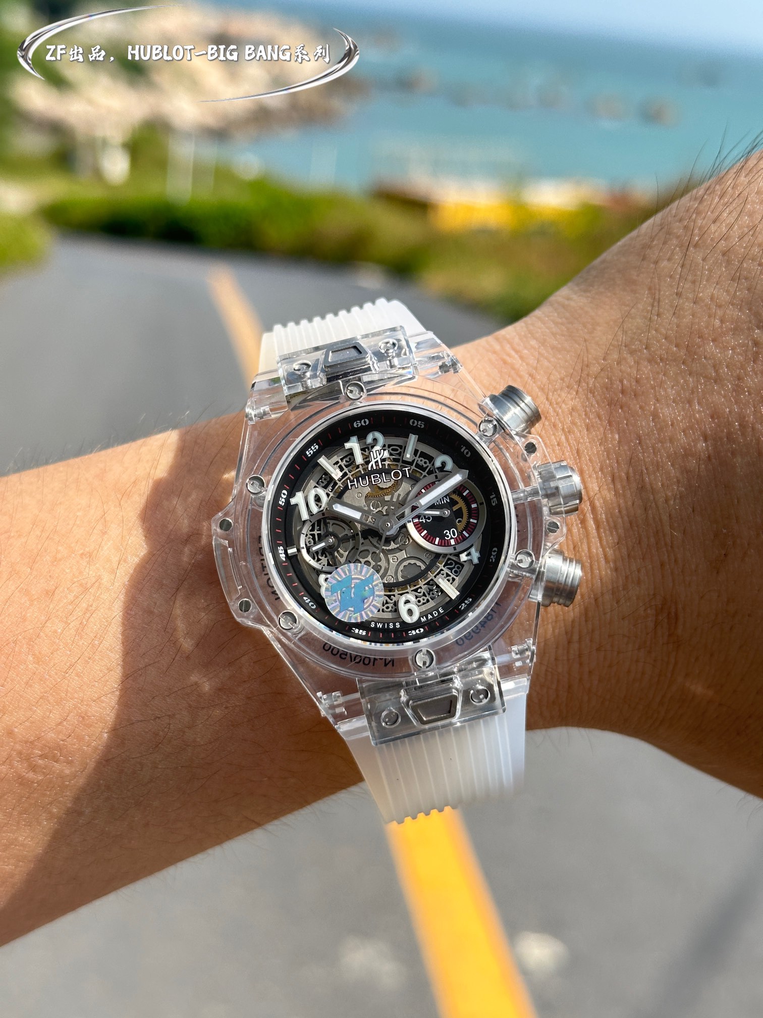 HUBLOT ウブロ ビッグバン ブルースーパーコピー 腕時計 ウォッチ ハンサム  紳士 ファッション ホワイト_1