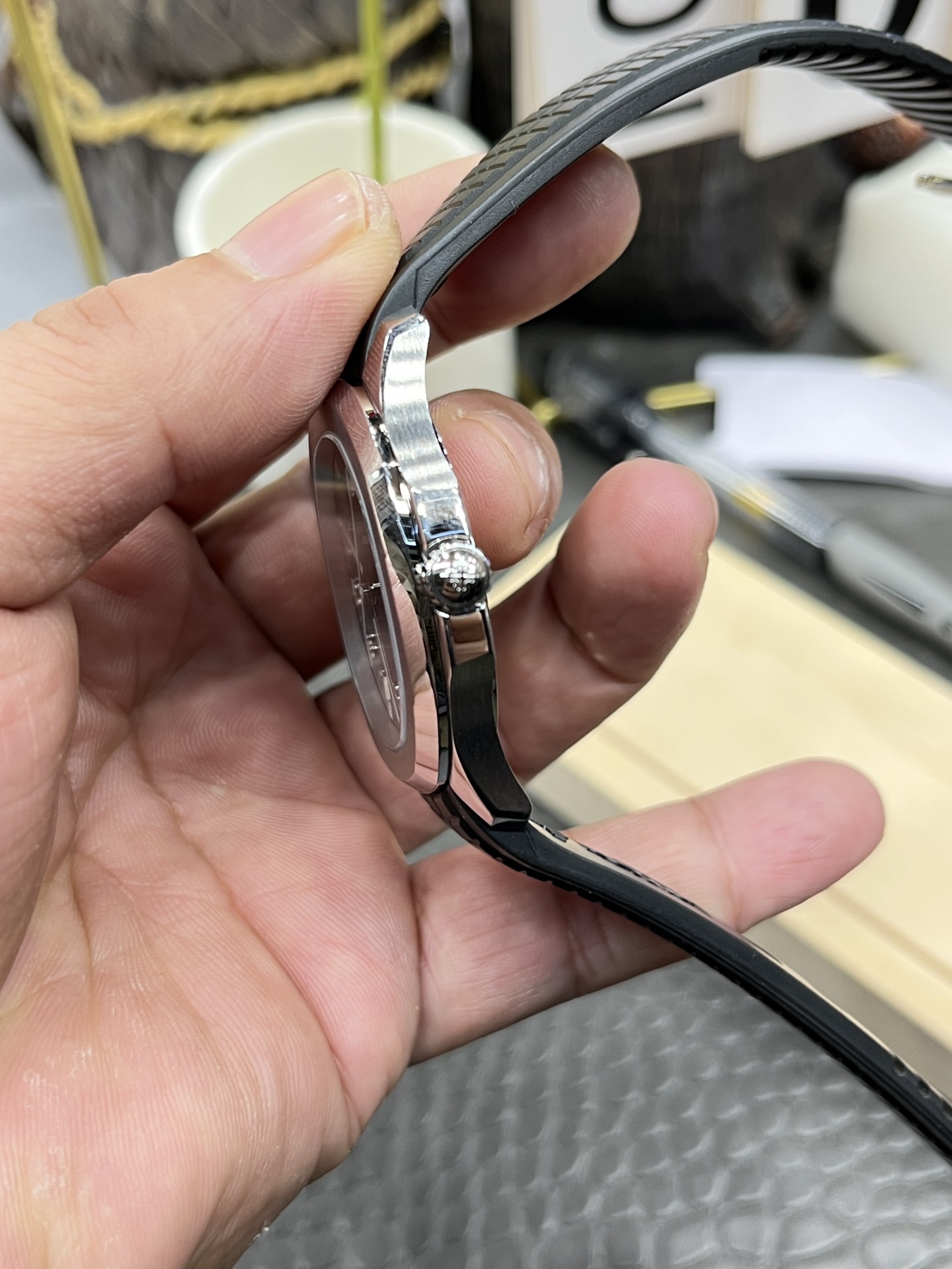 パテックフィリップアクアノート定価偽物 5168 ビジネス ハンサム  防水 腕時計 ウォッチ ブラック_6