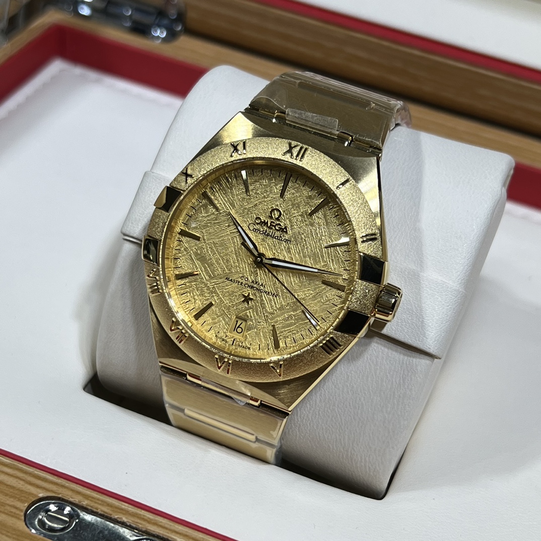 お得品‼コンステ レーション オメガ偽物 腕時計 ウォッチ スチールバンド ゴールドケース_3